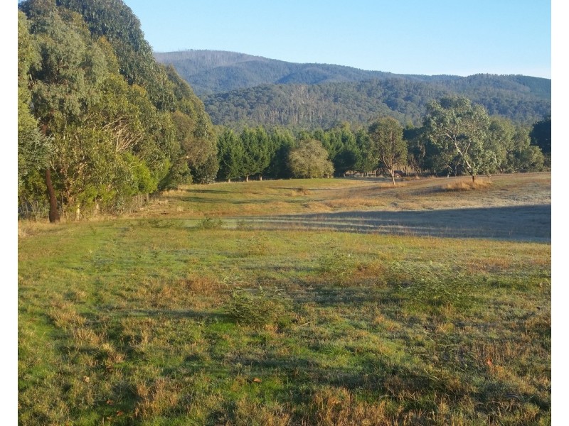 16 Seal Rock Road, Buxton VIC 3711