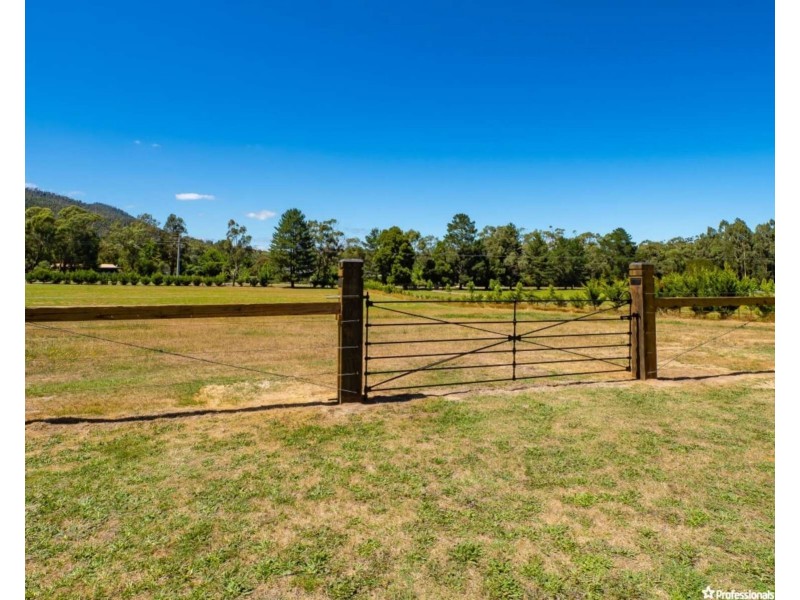 2 Church Lane, Buxton VIC 3711