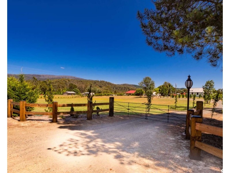 2 Church Lane, Buxton VIC 3711