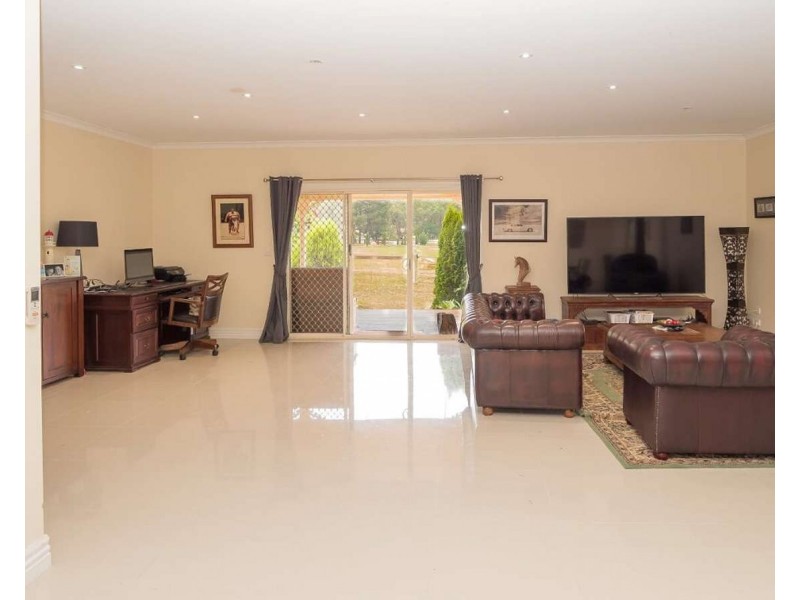 2 Church Lane, Buxton VIC 3711