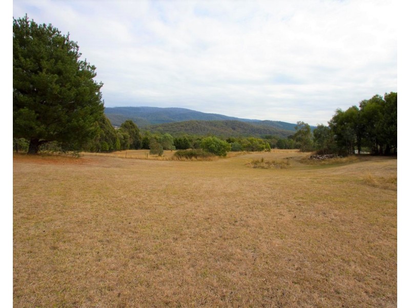 26  Seal Rock Road, Buxton VIC 3711