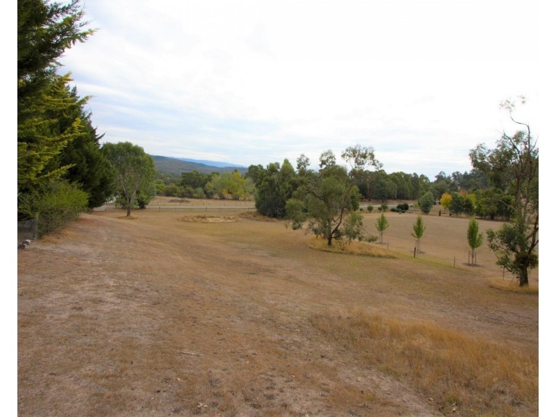 26  Seal Rock Road, Buxton VIC 3711