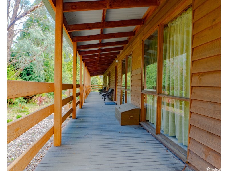 2 Buxton Rise, Buxton VIC 3711