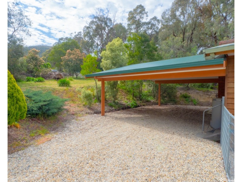 2 Buxton Rise, Buxton VIC 3711