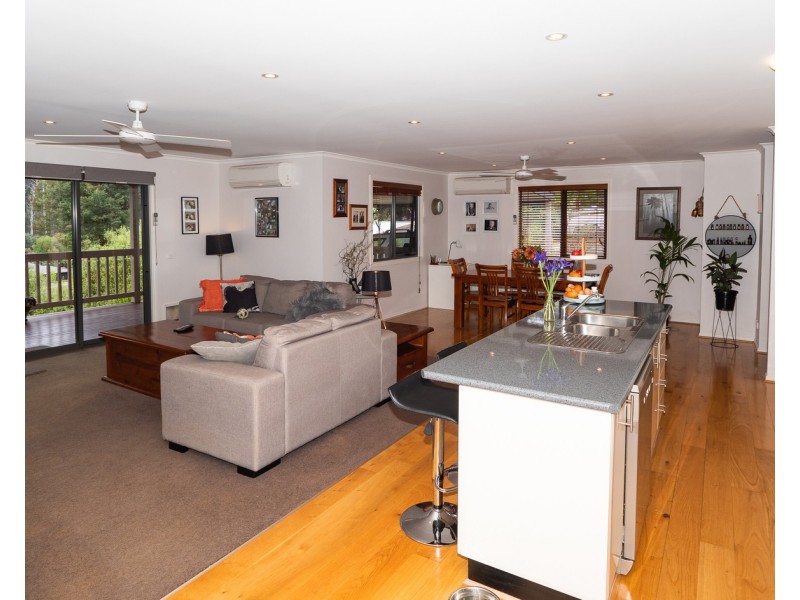 22 Allison Crescent, Marysville VIC 3779