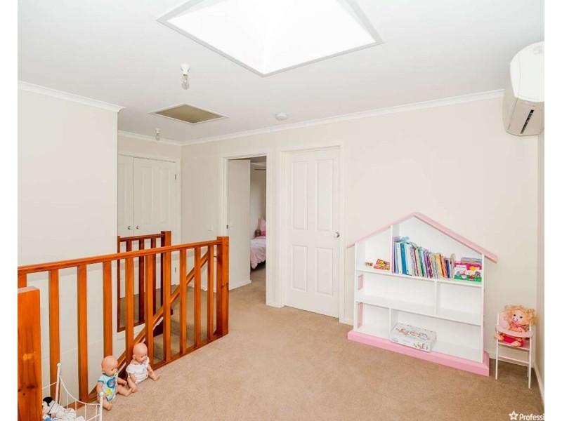 10  Kings Road, Marysville VIC 3779
