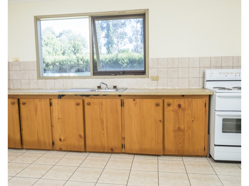 9A & 9B Aroona Drive, Buxton VIC 3711