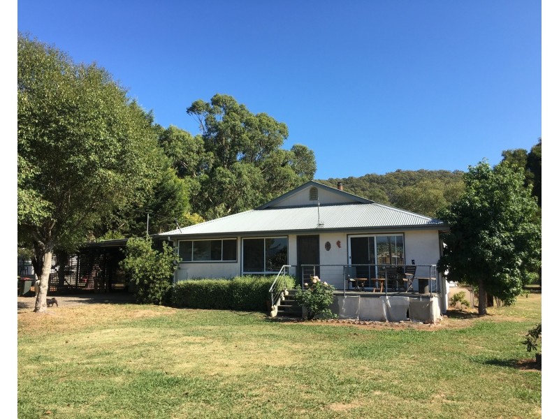 6 Steavenson Road, Buxton VIC 3711