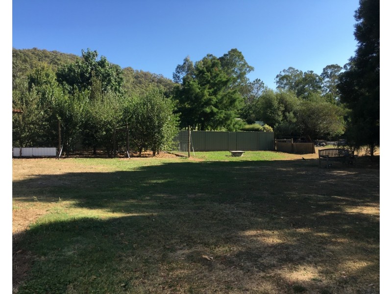 6 Steavenson Road, Buxton VIC 3711