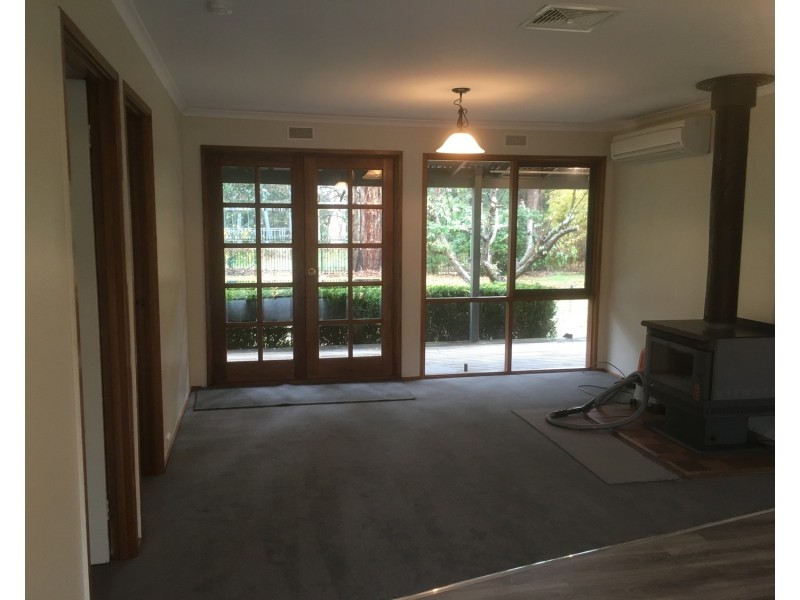 50 Mareeba Avenue, Buxton VIC 3711