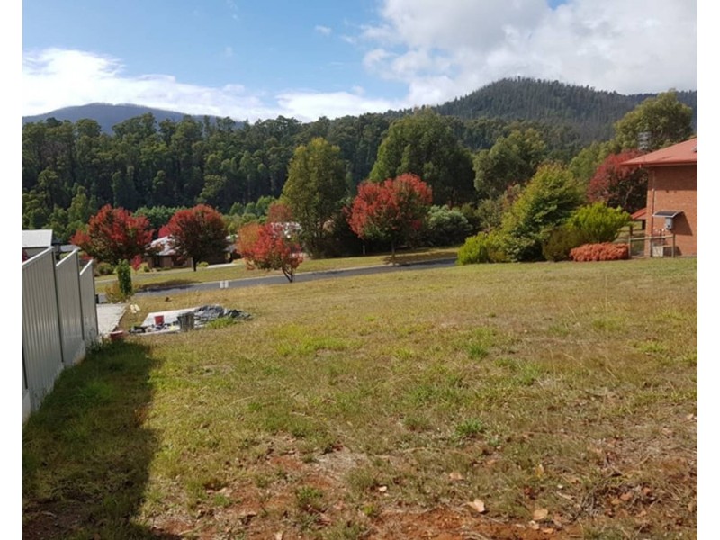 12 Gould Terrace, Marysville VIC 3779