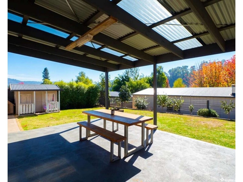 9 Gould Terrace, Marysville VIC 3779