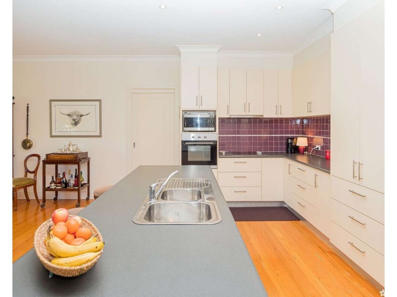 1  Church Lane, Buxton VIC 3711