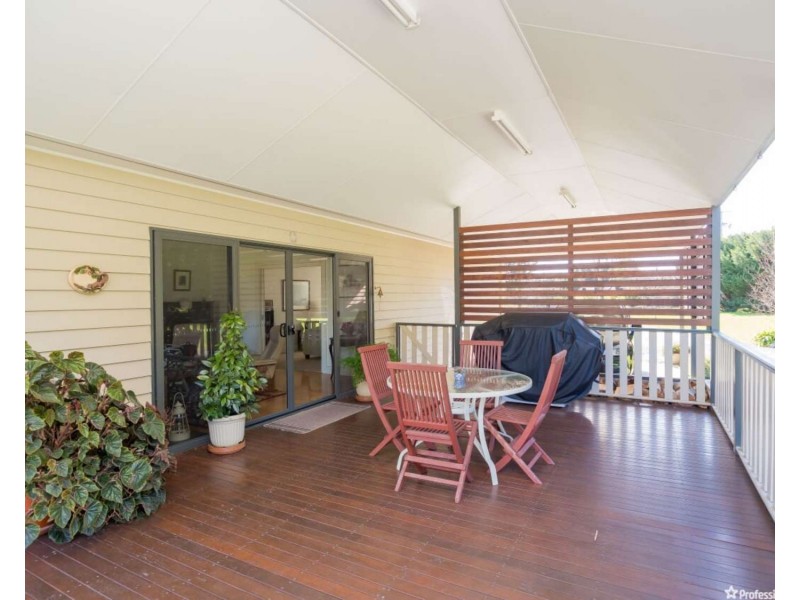 1  Church Lane, Buxton VIC 3711