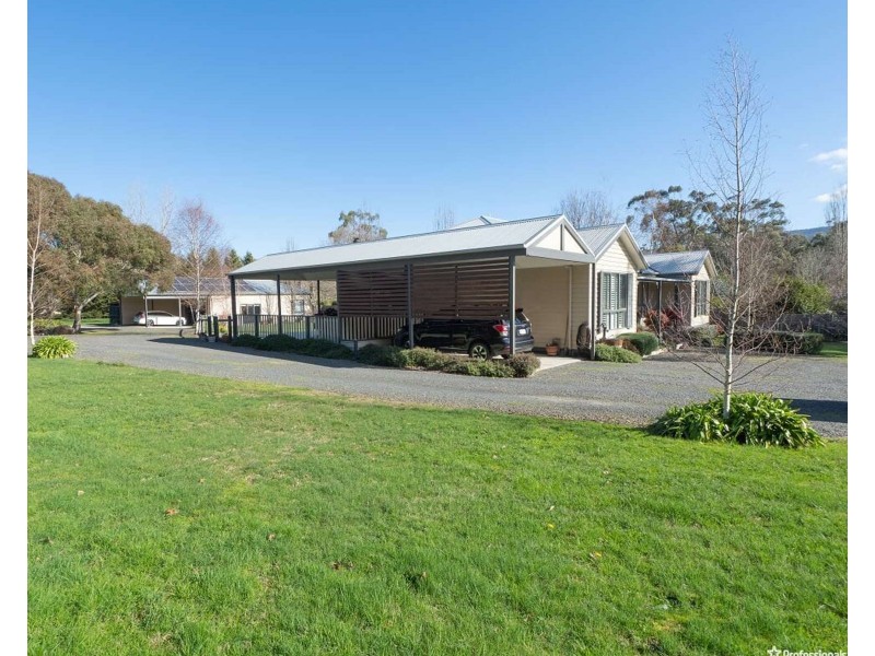 1  Church Lane, Buxton VIC 3711