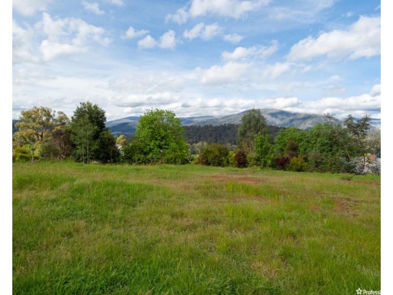 13 Old Melbourne Road, Marysville VIC 3779