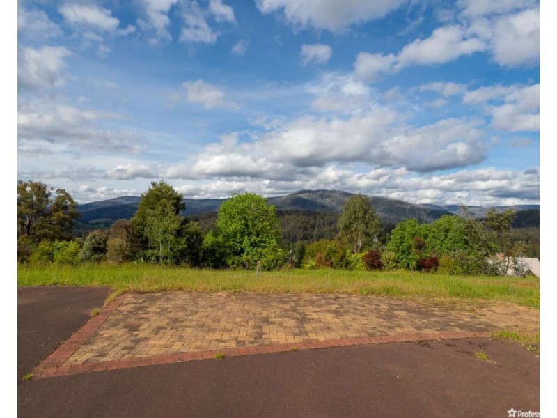 13 Old Melbourne Road, Marysville VIC 3779