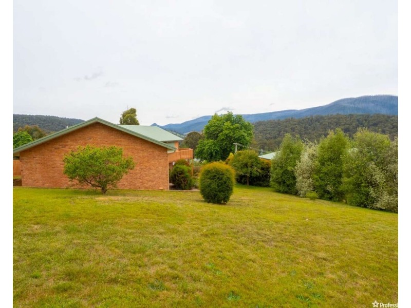39 Sedgwick Street, Marysville VIC 3779