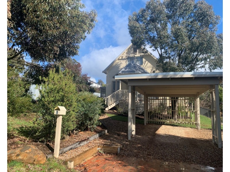 1 Racecourse Road, Marysville VIC 3779