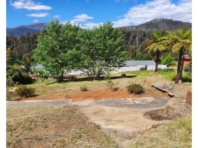 18 Allison Crescent, Marysville VIC 3779