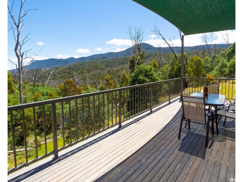 596 South Cathedral Lane, Buxton VIC 3711