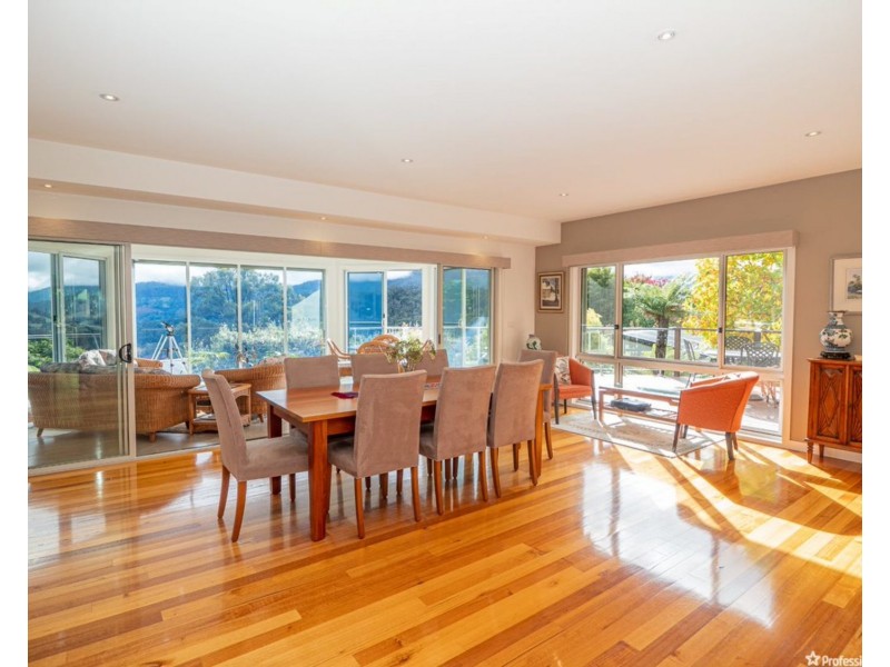11 Old Melbourne Road, Marysville VIC 3779