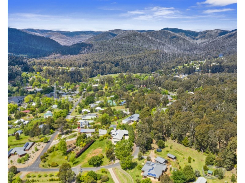 11 Old Melbourne Road, Marysville VIC 3779
