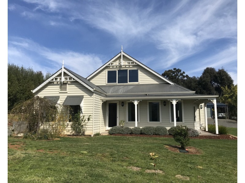 5 Racecourse Road, Marysville VIC 3779