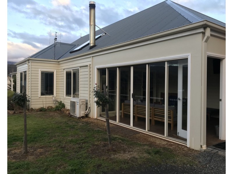 5 Racecourse Road, Marysville VIC 3779