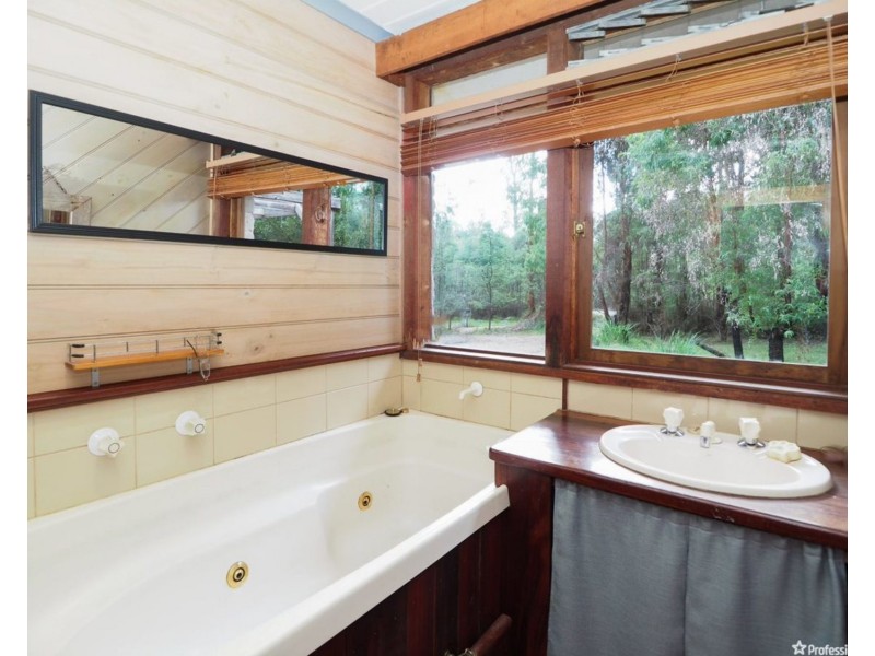 549 Marysville Road, Narbethong VIC 3778