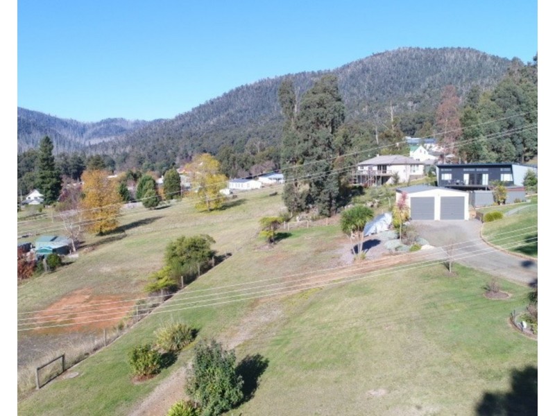 15 Mt Kitchener Avenue, Marysville VIC 3779