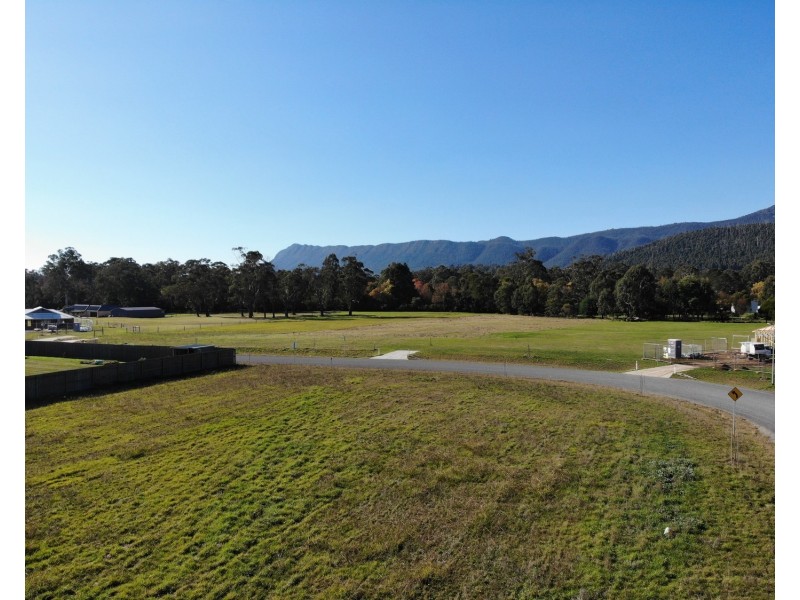 1 Windsor Court, Buxton VIC 3711