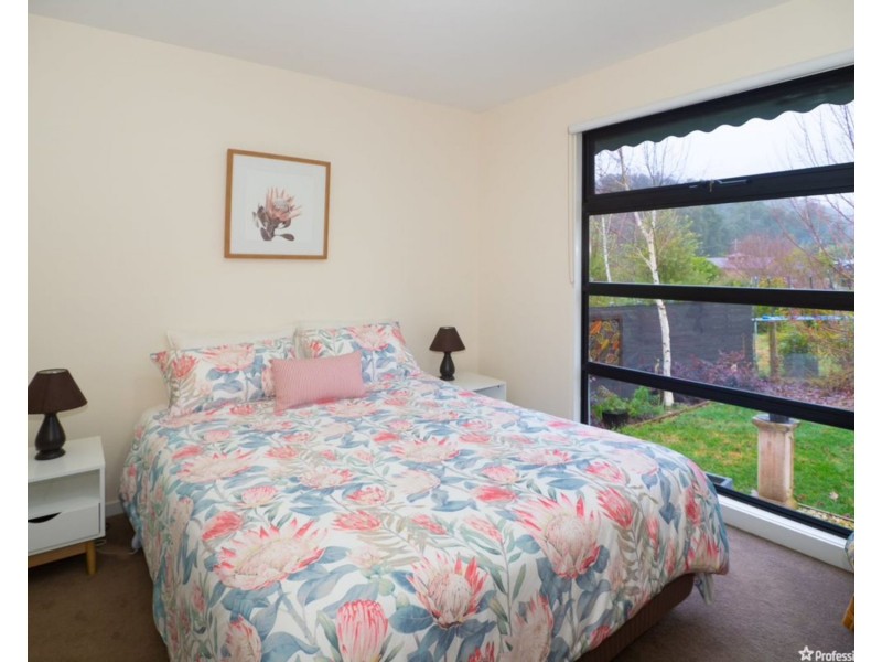 2/38 Falls Road, Marysville VIC 3779