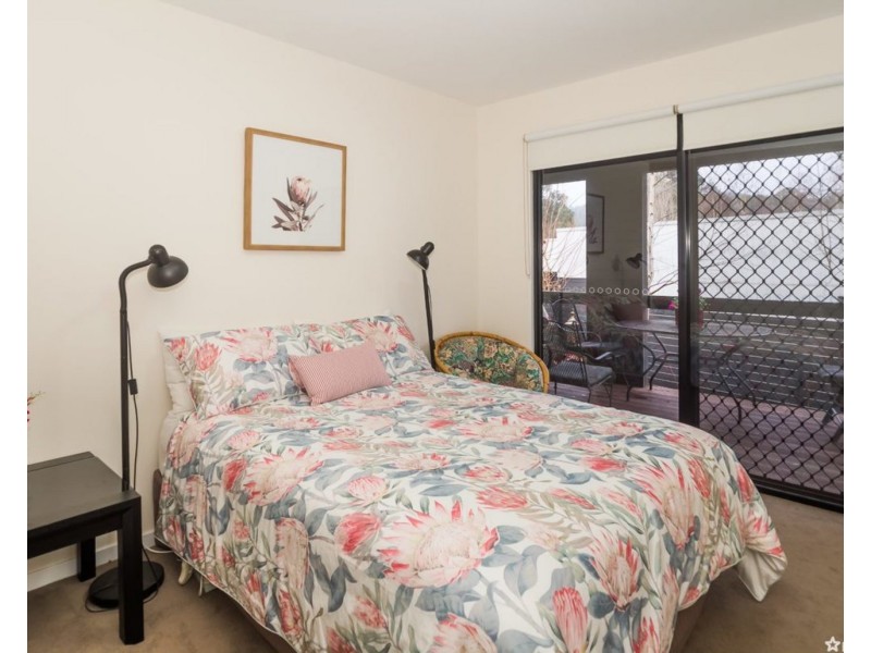 2/38 Falls Road, Marysville VIC 3779