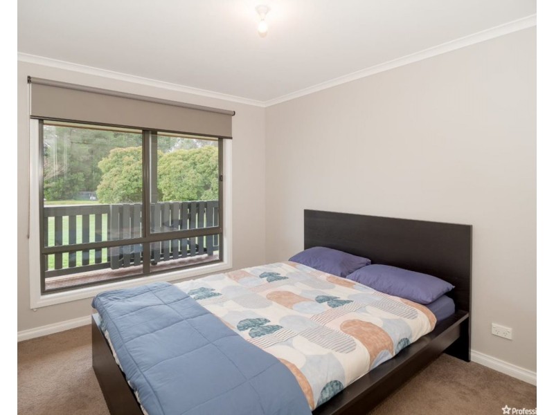 33 Mareeba Avenue, Buxton VIC 3711