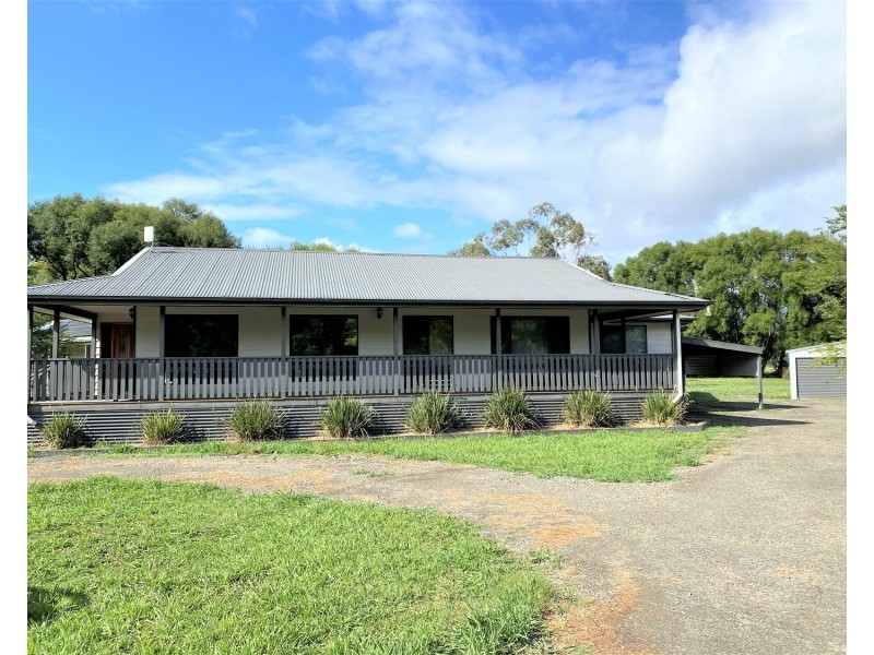 33 Mareeba Avenue, Buxton VIC 3711