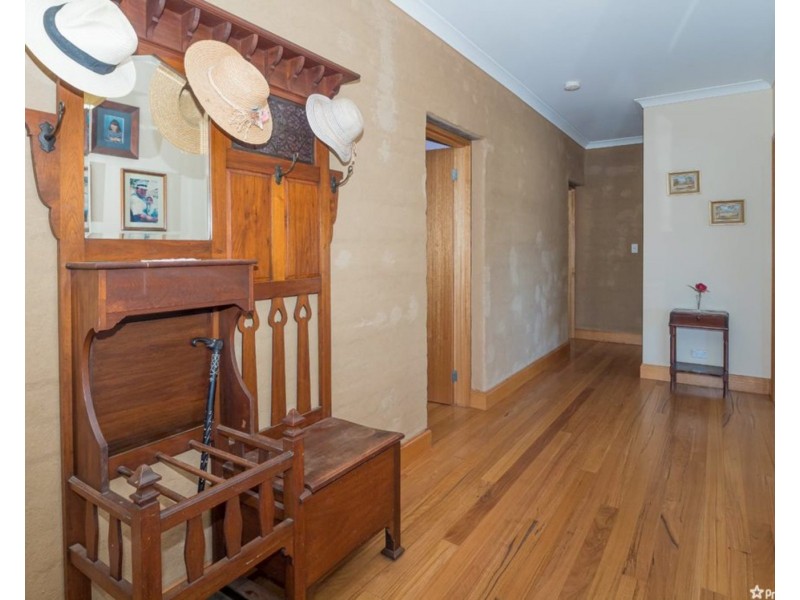 11a DARWIN Street, Marysville VIC 3779