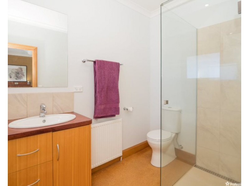 11a DARWIN Street, Marysville VIC 3779
