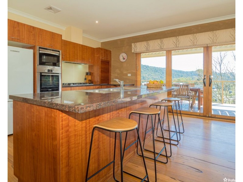 11a DARWIN Street, Marysville VIC 3779