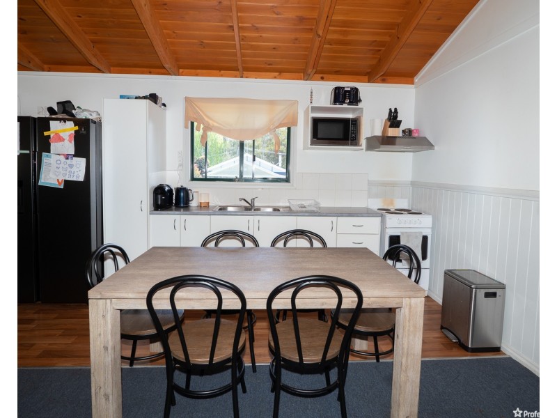 13 savage Court, Eildon VIC 3713
