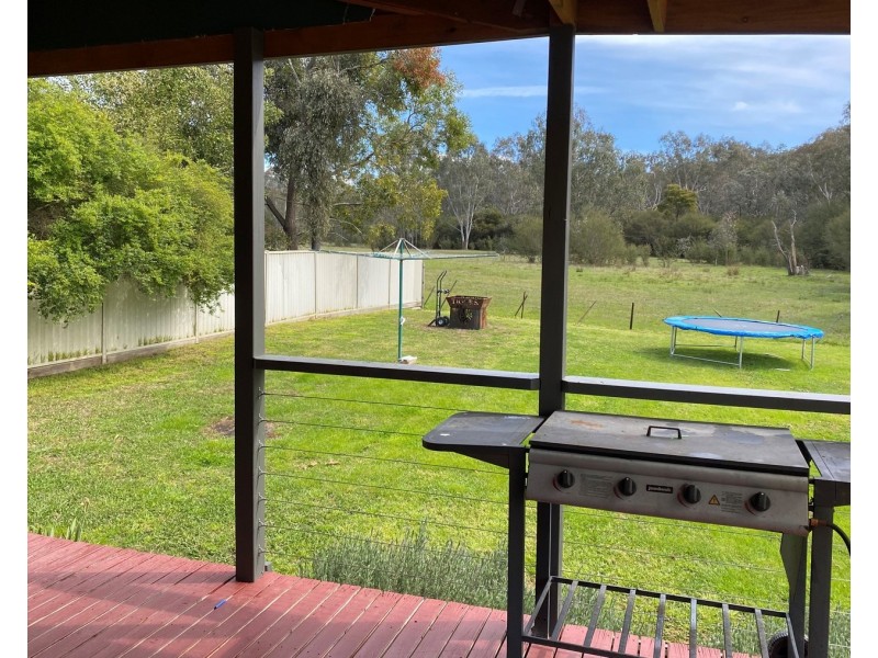 13 savage Court, Eildon VIC 3713