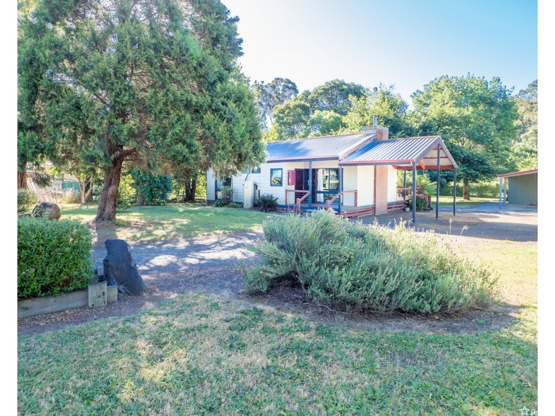 12 Steavenson Road, Buxton VIC 3711