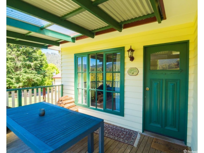 36 Maryton Lane, Marysville VIC 3779