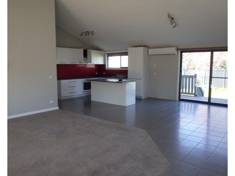 33 Mareeba Avenue, Buxton VIC 3711