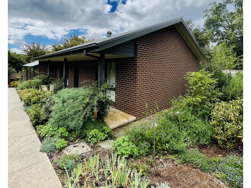 7/4 sedgwick Street, Marysville VIC 3779