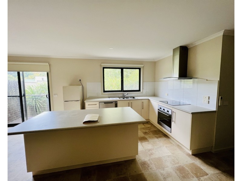 7/4 sedgwick Street, Marysville VIC 3779
