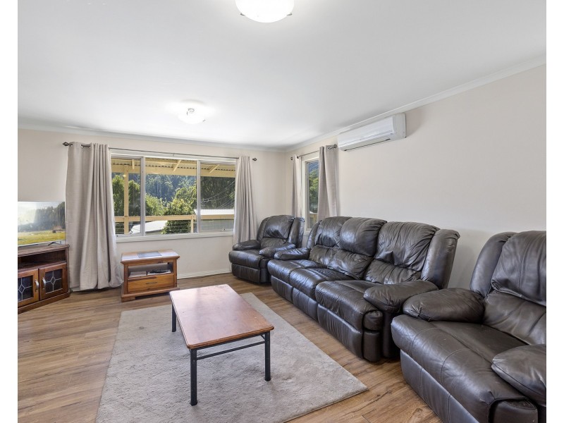 12 Hill Avenue, Marysville VIC 3779