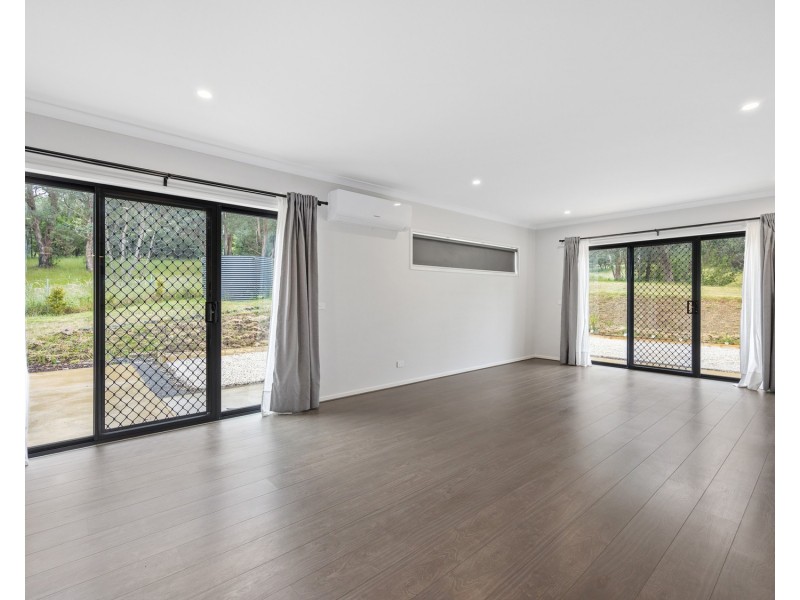 5 Cameron Close, Buxton VIC 3711