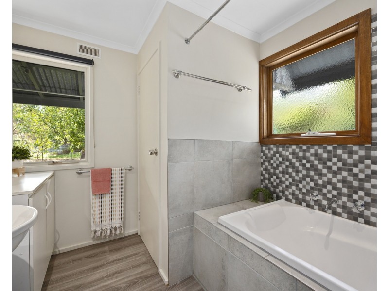 50 Mareeba Avenue, Buxton VIC 3711