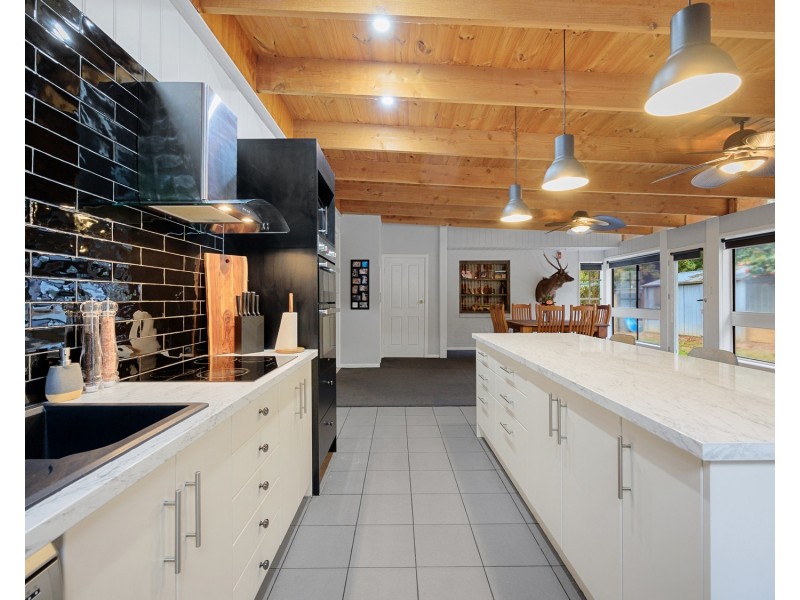 27 Buxton Marysville Road, Buxton VIC 3711